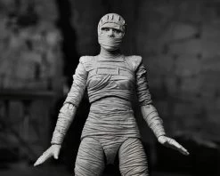 NECA Universal Monsters Ultimate 7 Inch Scale Action Figure - Bride Of Frankenstein (Black And White) 15 NECA Universal Monsters Ultimate 7 Inch Scale Action Figure - Bride Of Frankenstein (Black And White) -Toy Promotion Store 04821 unp 10 scaled 1