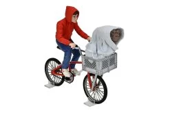 NECA E.T. 40th Anniversary Ultimate 7 Inch Scale Action Figure - Elliot And E.T. With Bicycle -Toy Promotion Store et and elliot12 scaled 1