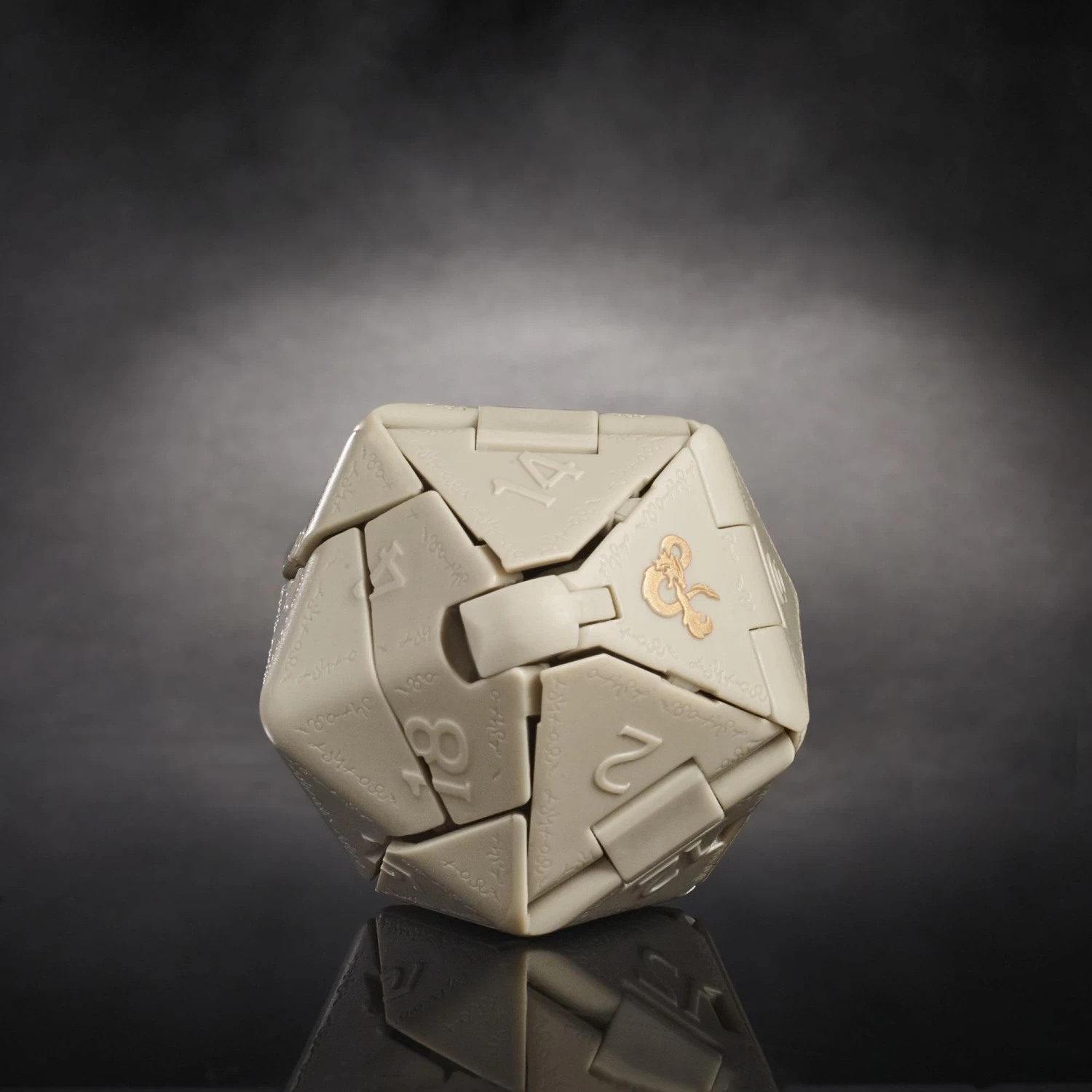 Hasbro Dungeons & Dragons Action Figure - White Owlbear 5 Hasbro Dungeons & Dragons Action Figure - White Owlbear - Image 5