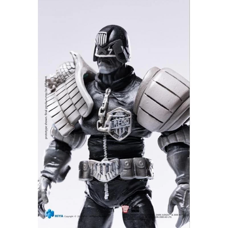 HIYA Toys Judge Dredd 1:18 Scale Action Figures - Judge Dredd (Black And White) 2 HIYA Toys Judge Dredd 1:18 Scale Action Figures - Judge Dredd (Black And White) - Image 2
