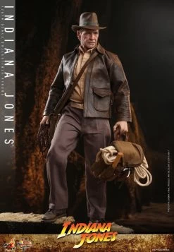 *PRE-ORDER Indiana Jones (Dial Of Destiny) - Indiana Jones Hot Toys Collectibles 1/6 Scale Action Figure -Toy Promotion Store indiana jones indiana jones gallery 649f422d4562c